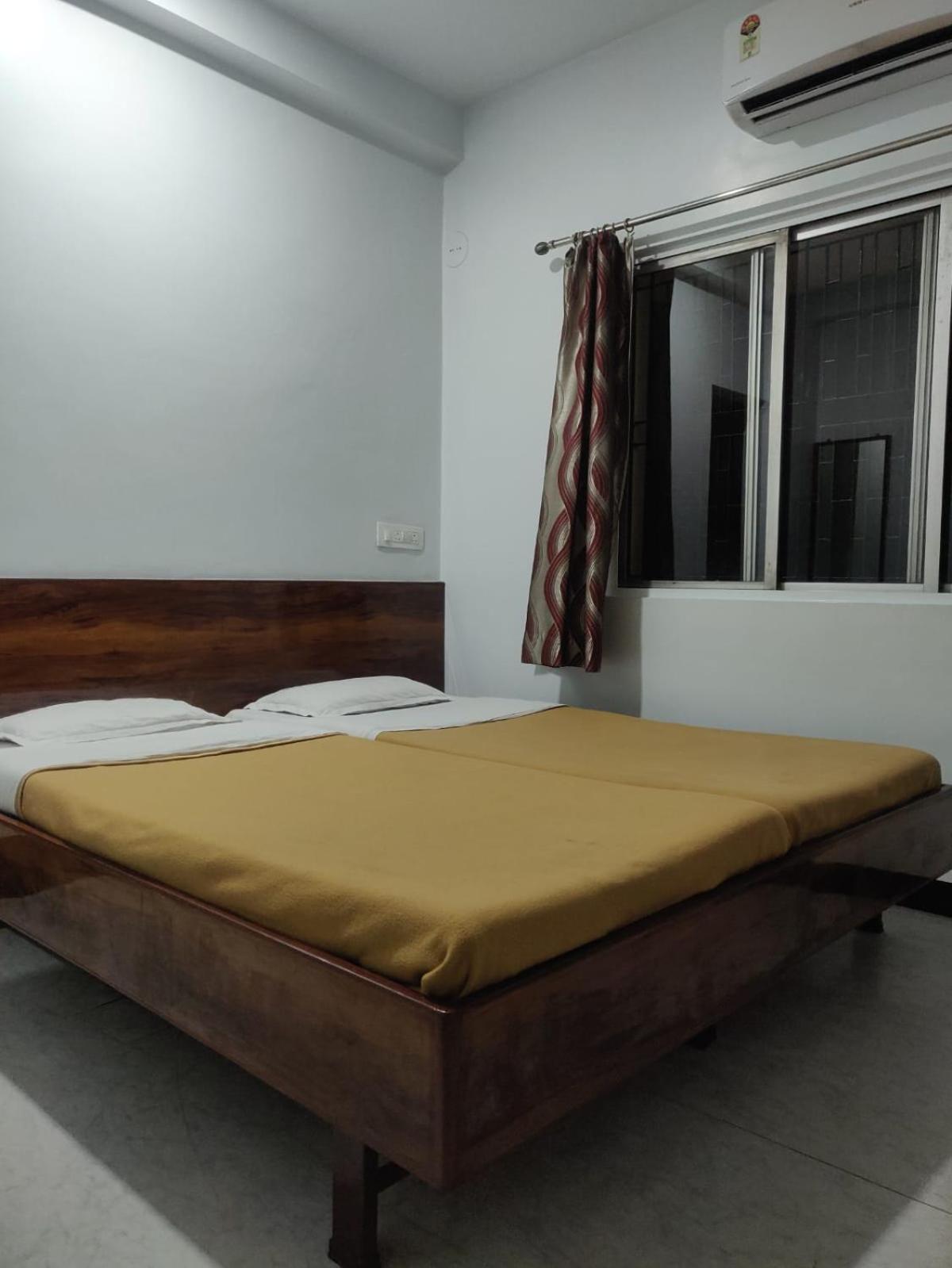 Hotel Parth Residency Колхапур Экстерьер фото